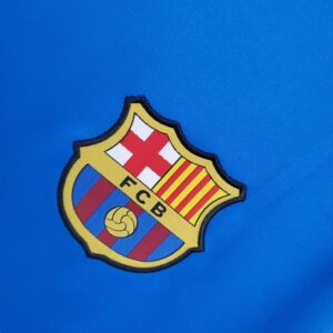 Barcelona treino azul 21-22